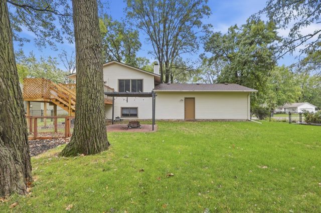 718 73rd Way N, Brooklyn Park, MN 55444