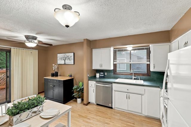 718 73rd Way N, Brooklyn Park, MN 55444