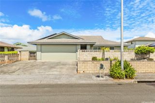 95-748 Lauaki Street, Mililani, HI 96789