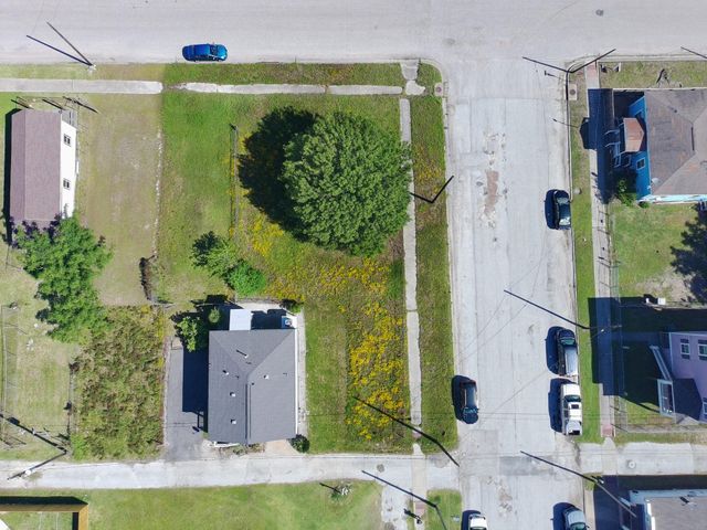 4203 Church Street, Galveston, TX 77550