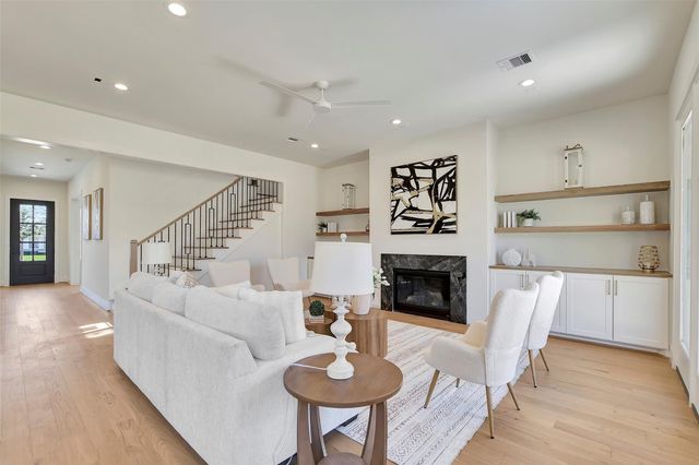 1946 Pech Road, Houston, TX 77055