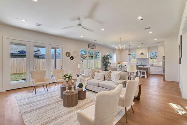 1946 Pech Road, Houston, TX 77055