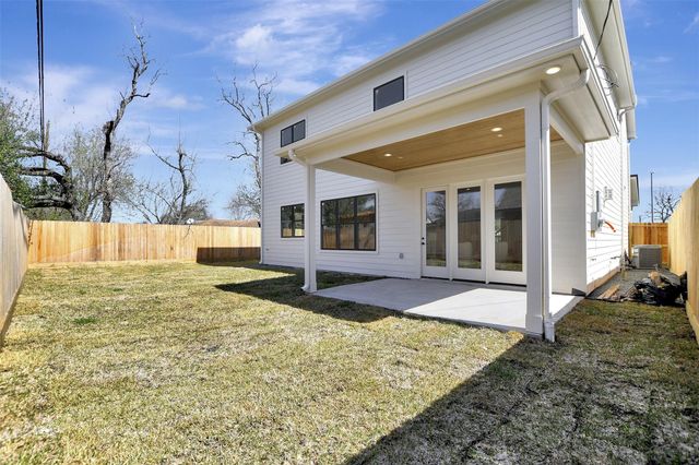 1946 Pech Road, Houston, TX 77055