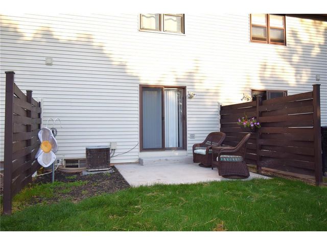 825 S Olson Avenue #F, Appleton, WI 54914