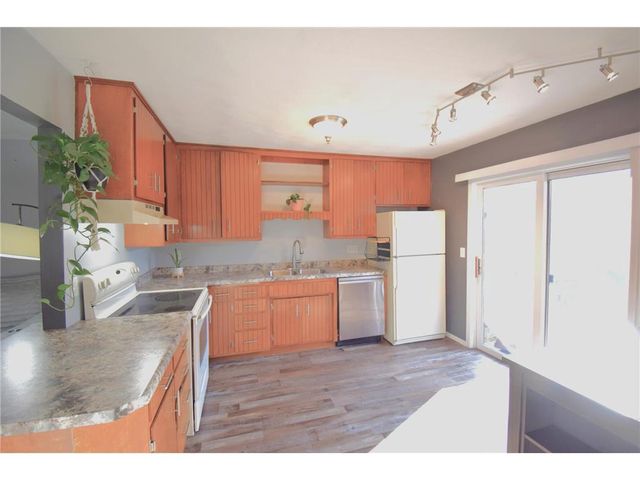 825 S Olson Avenue #F, Appleton, WI 54914