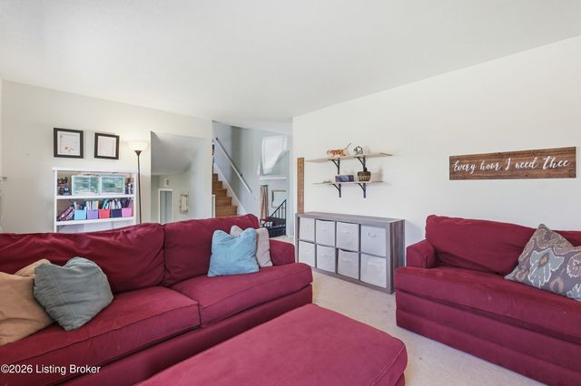 3709 Candlewood Way, Jeffersontown, KY 40299