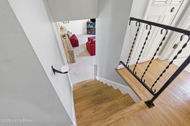 3709 Candlewood Way, Jeffersontown, KY 40299