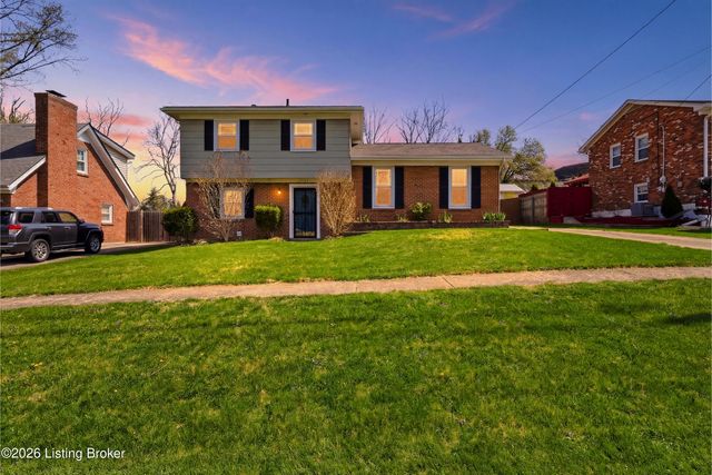 3709 Candlewood Way, Jeffersontown, KY 40299