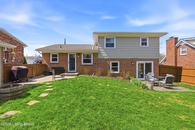 3709 Candlewood Way, Jeffersontown, KY 40299