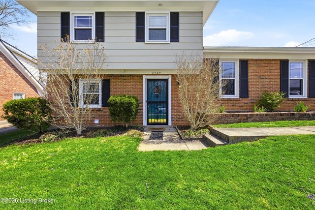3709 Candlewood Way, Jeffersontown, KY 40299