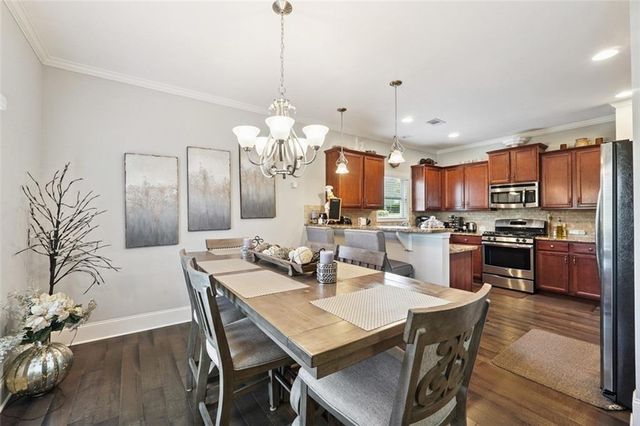 6912 Bay Laurel Way, Flowery Branch, GA 30542