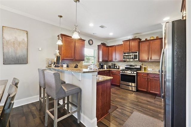 6912 Bay Laurel Way, Flowery Branch, GA 30542