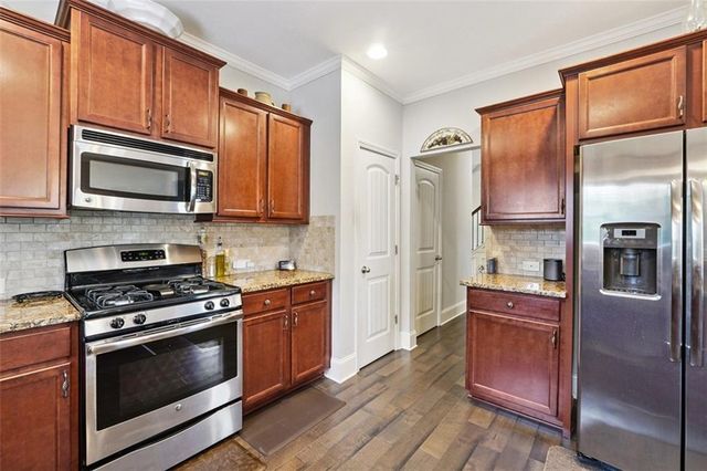 6912 Bay Laurel Way, Flowery Branch, GA 30542