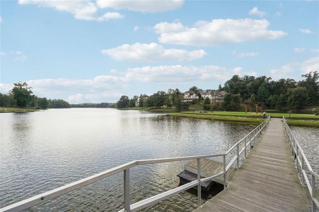 6912 Bay Laurel Way, Flowery Branch, GA 30542