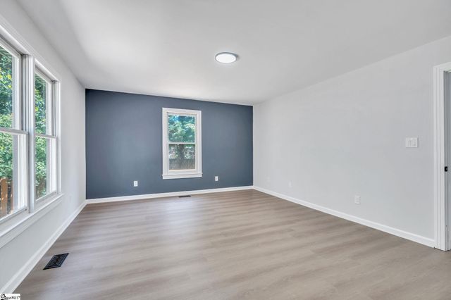 203 Briggs Drive, Easley, SC 29642