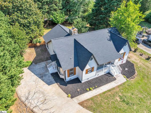 203 Briggs Drive, Easley, SC 29642