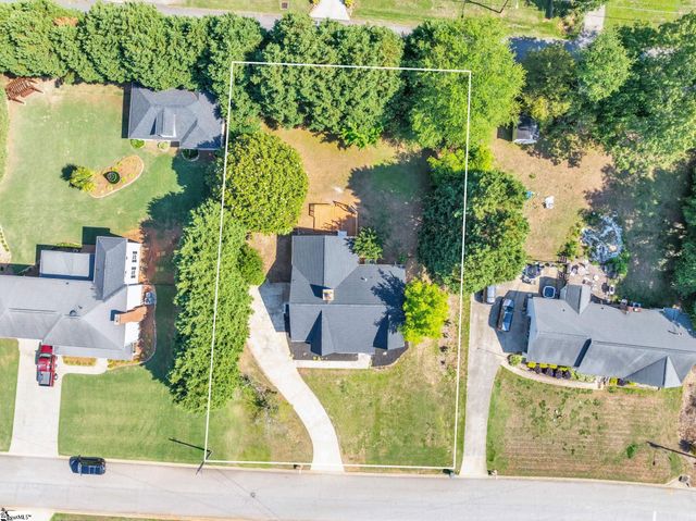 203 Briggs Drive, Easley, SC 29642