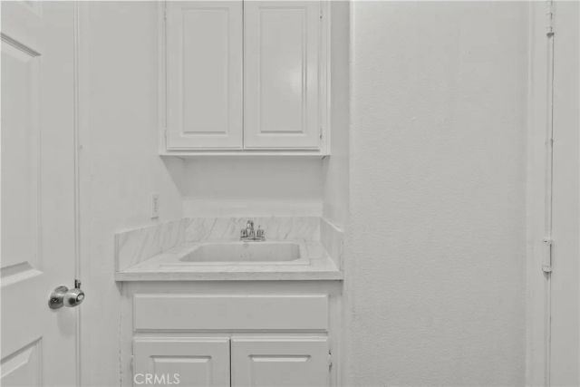 18800 Lull, Reseda, CA 91335