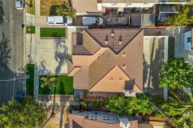 18800 Lull, Reseda, CA 91335