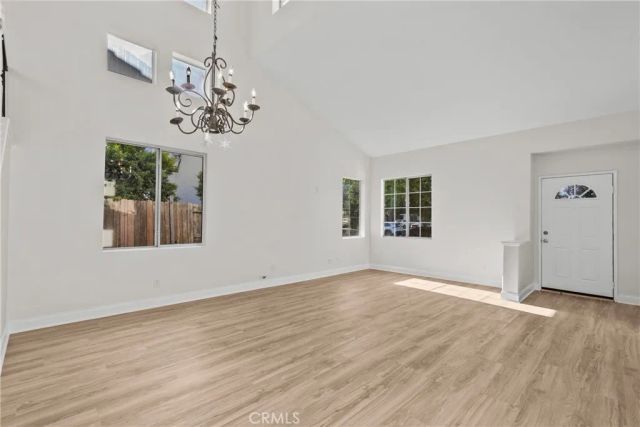 18800 Lull, Reseda, CA 91335