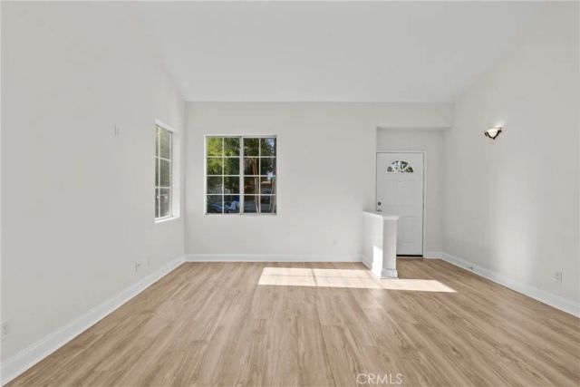 18800 Lull, Reseda, CA 91335