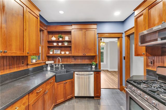 1160 Ingomar Heights Rd, Mccandless, PA 15237