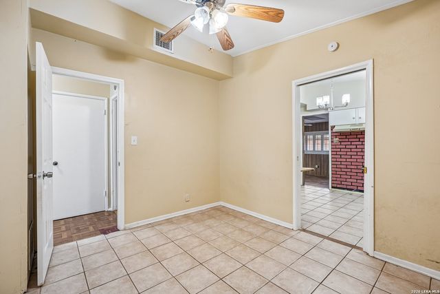 318 Surrels, San Antonio, TX 78228