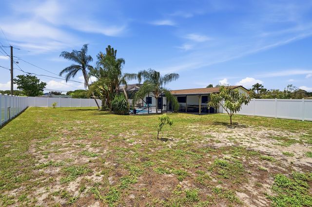 5470 Toronto Road, Haverhill, FL 33415