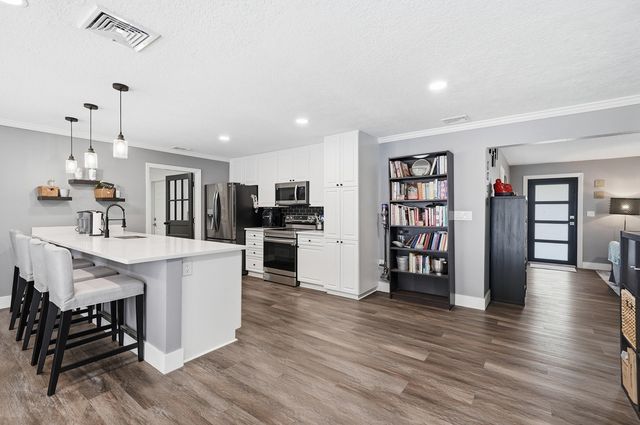 5470 Toronto Road, Haverhill, FL 33415