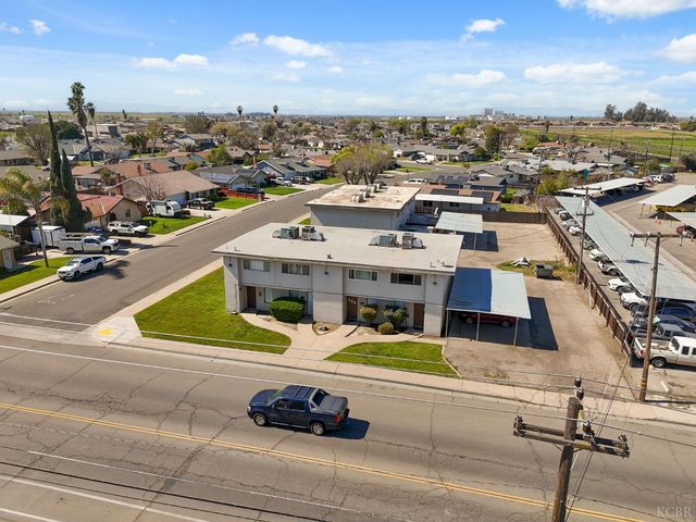 175 S 19th Avenue, Lemoore, CA 93245