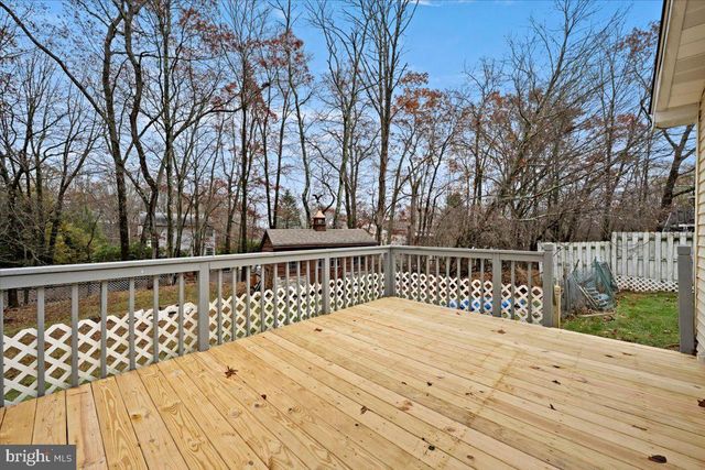 536 HIGHLAND DR, East Stroudsburg, PA 18302