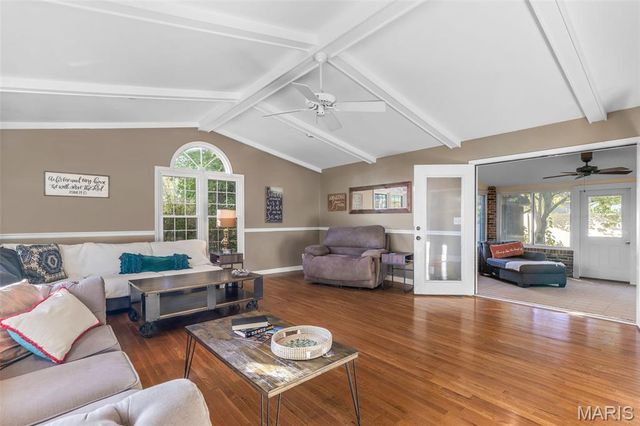 71 Oakwood Drive, Ste Genevieve, MO 63670