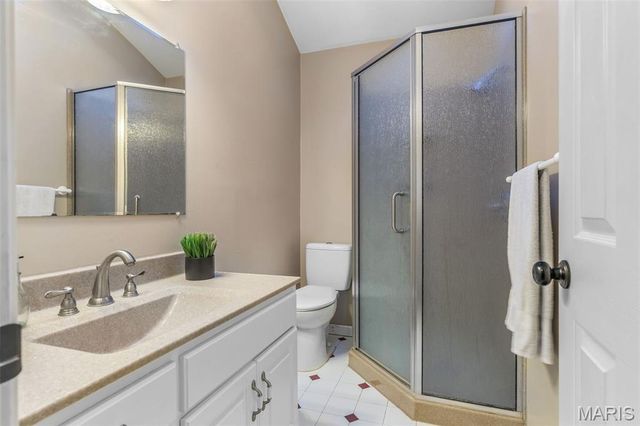 71 Oakwood Drive, Ste Genevieve, MO 63670