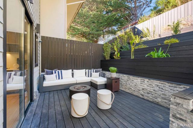 131 Turquoise Way, San Francisco, CA 94131