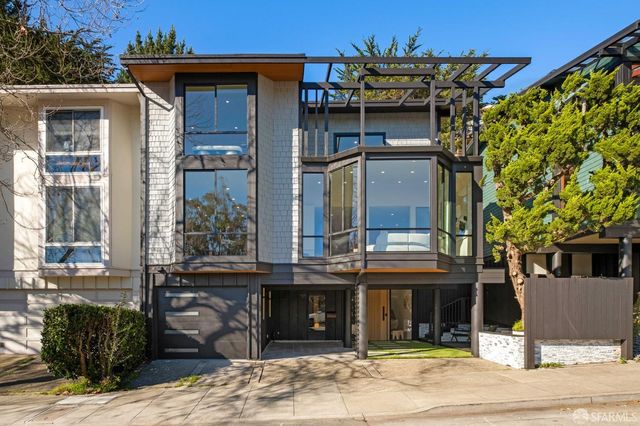 131 Turquoise Way, San Francisco, CA 94131