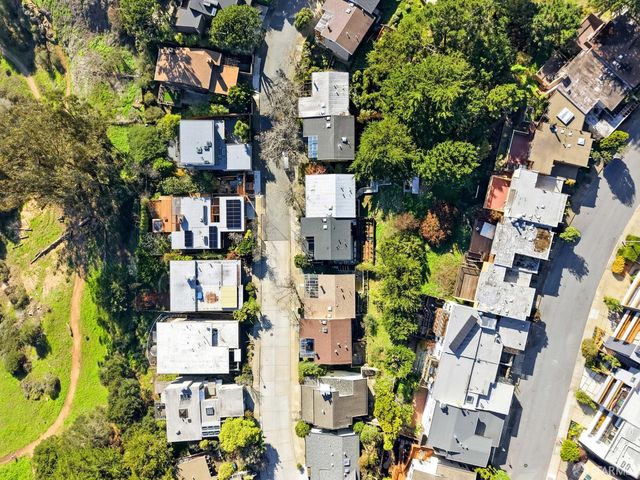 131 Turquoise Way, San Francisco, CA 94131