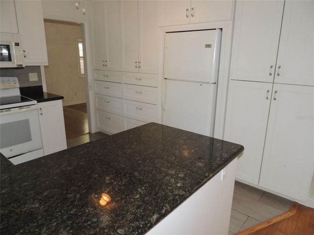 2920 NW 54TH AVENUE, Gainesville, FL 32653