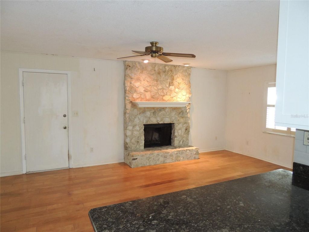 Image 3 of property listing at 2920 NW 54TH AVENUE, Gainesville, FL 32653