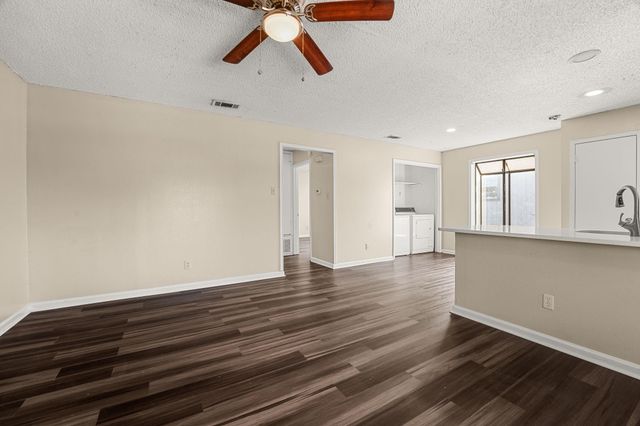 608 Bracewood CIR, San Marcos, TX 78666