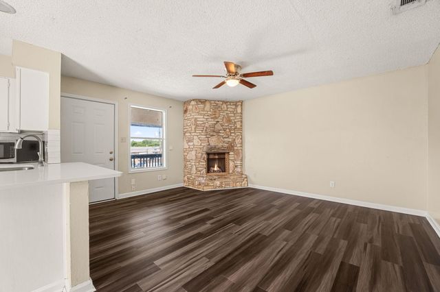 608 Bracewood CIR, San Marcos, TX 78666