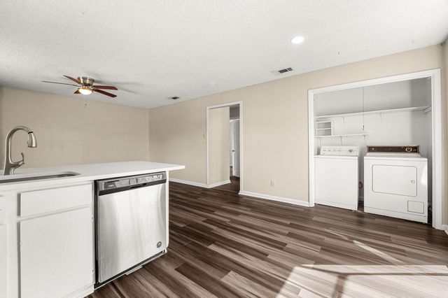 608 Bracewood CIR, San Marcos, TX 78666