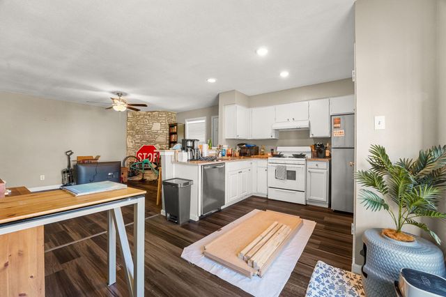 608 Bracewood CIR, San Marcos, TX 78666