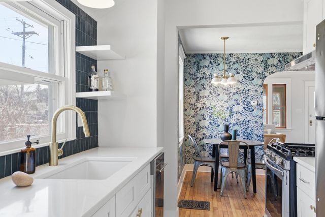 906 E 36th Street, Minneapolis, MN 55407