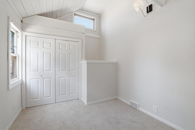 906 E 36th Street, Minneapolis, MN 55407