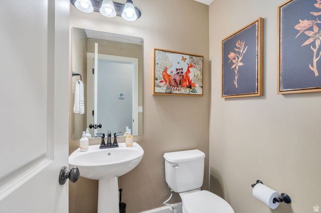 10306 S SILVER MINE RD, South Jordan, UT 84095