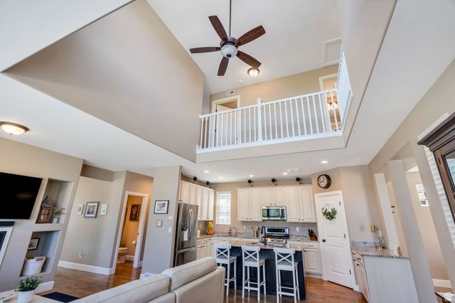 10306 S SILVER MINE RD, South Jordan, UT 84095