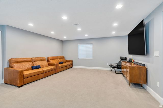 10306 S SILVER MINE RD, South Jordan, UT 84095