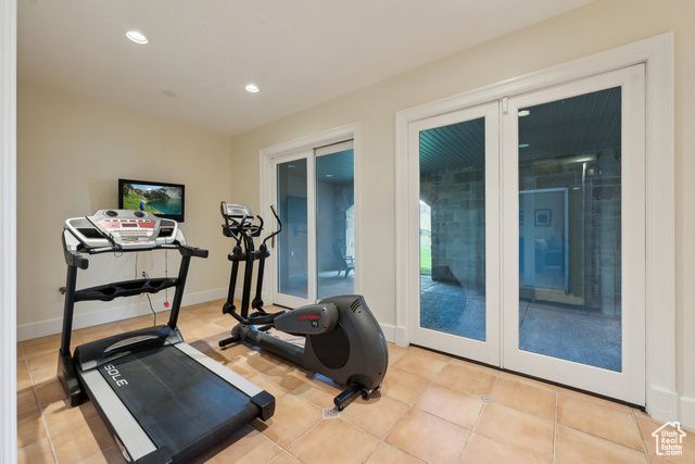 1714 RIDGE POINT DR, Bountiful, UT 84010