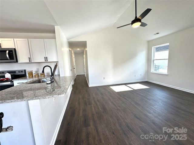 1135 Hannah Rae Court, Charlotte, NC 28214