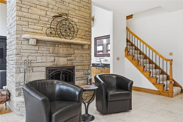 1653 Chapel Ridge, Adams Twp, PA 16046